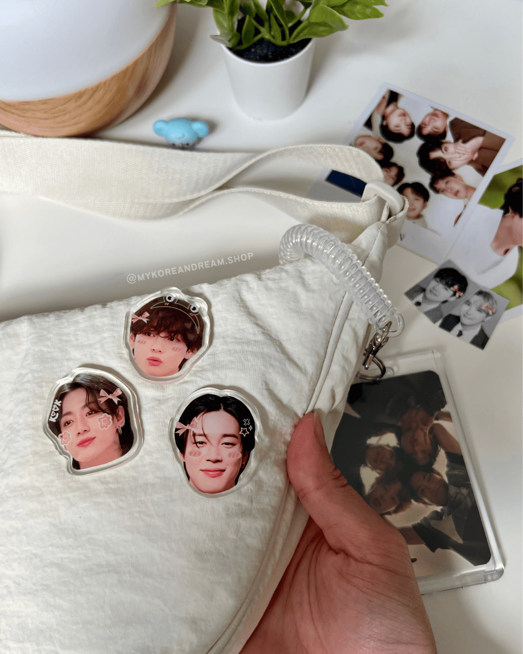 Maknae line BTS en pin’s, cadeau ARMY