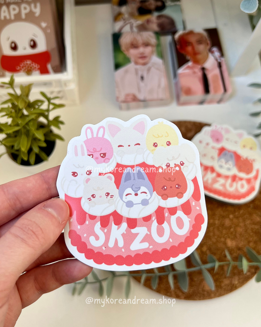 SKZOO cake magnet