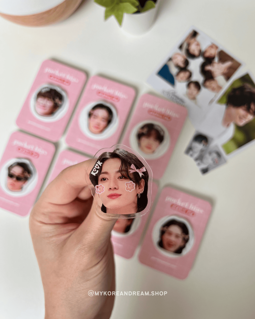 Pin BTS à collectionner, style chibi K-pop