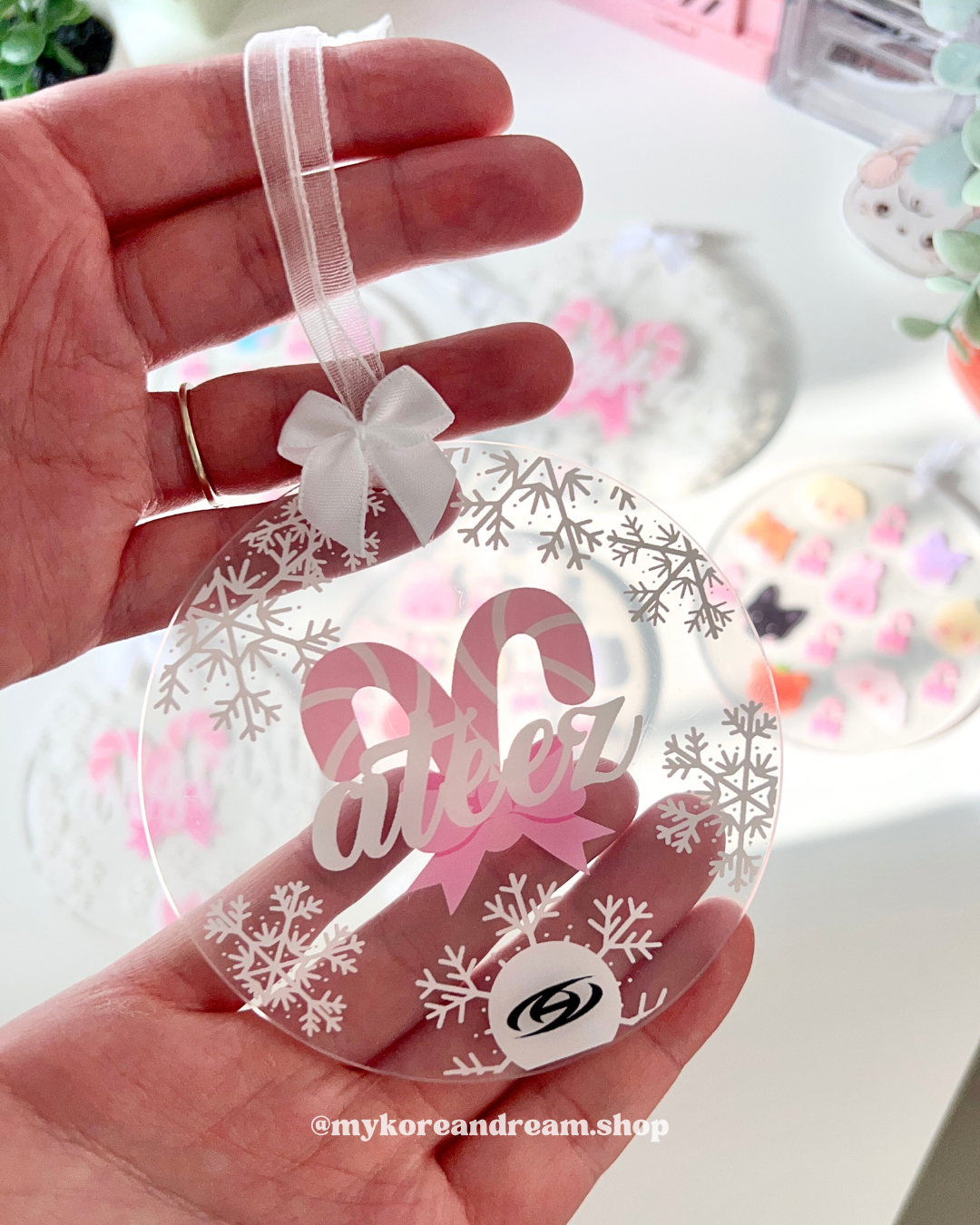 Boule de Noël Ateez, parfaite pour un sapin inspiré kpop