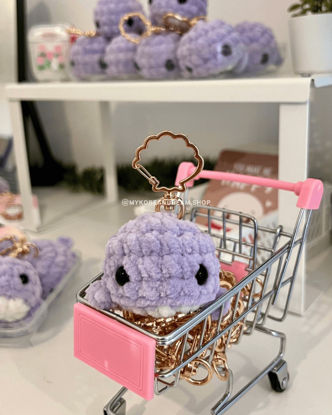 Keychain baleine violette ARMY K-pop