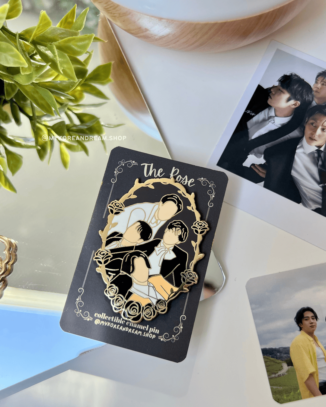 OT4 pin The Rose, cadeau pour black roses